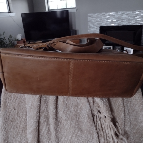 Frye Maddie Shopper Genuine Leather Handbag Tan Caramel Brass Braided Western - Picture 6 of 12